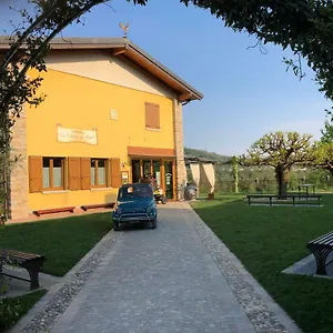 Alloggio per agriturismo Agriturismo La Cascina Dei Prati 